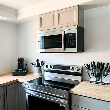 Riverwalk Retreat: Spacious, Hot Tub, Near Autzen Springfield Exterior photo